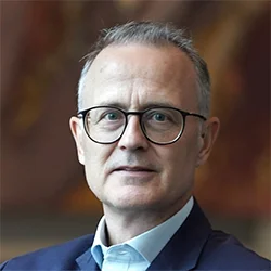 Urs-Bolt